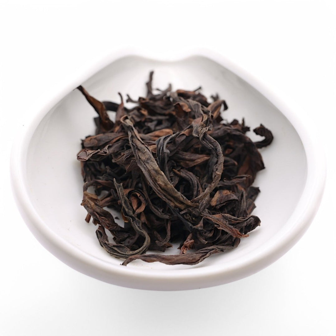 2009 Aged Old Tree Rougui Oolong - Tea and Whisk