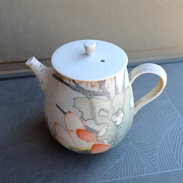 Hand - Painted Blossoming Jingdezhen Teapots - Tea and Whisk