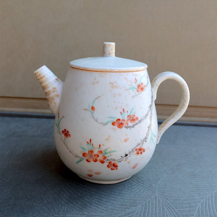 Hand - Painted Blossoming Jingdezhen Teapots - Tea and Whisk