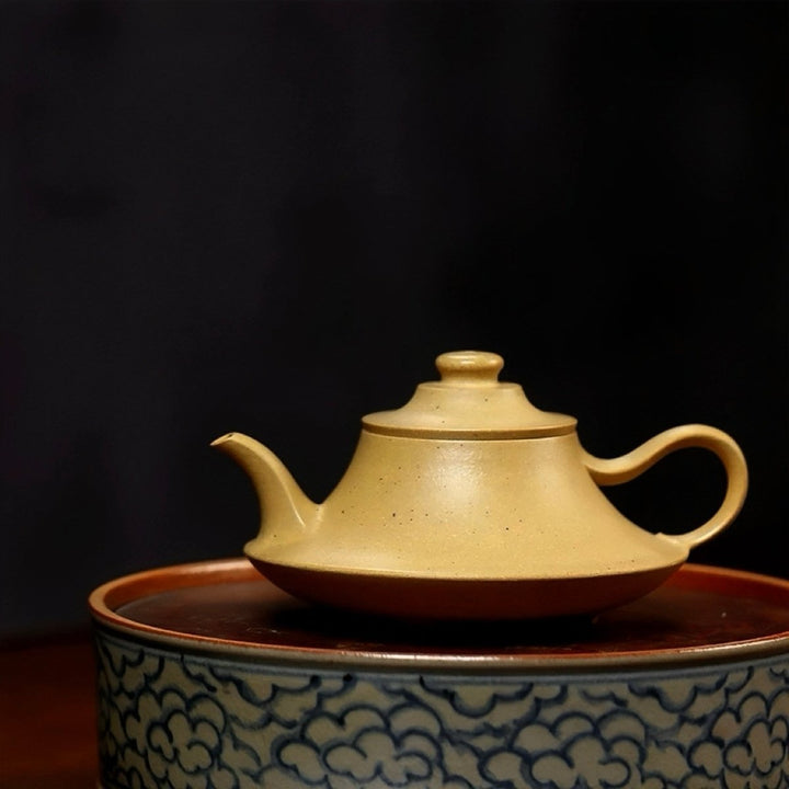 Handmade Yellow Clay Yixing Teapot - YUN LU - Tea and Whisk