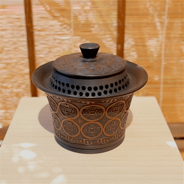 Jianshui “Celestial Edge” Handmade Easy Gaiwan - Tea and Whisk