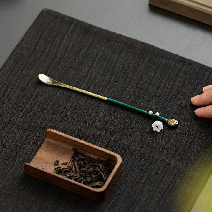 Matcha Scoop - Tea and Whisk