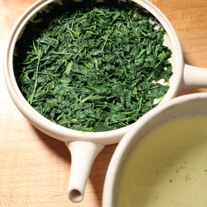 Yame Handpicked Saemidori 3 - Star Dento Hon Gyokuro - Tea and Whisk