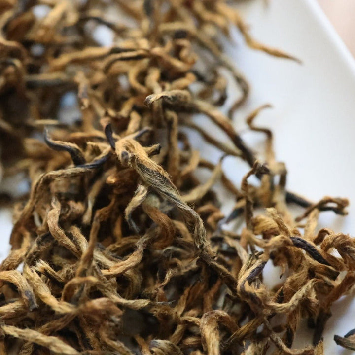 Competition Grade Honey Jinjunmei (Updated March 2025) - Tea and Whisk