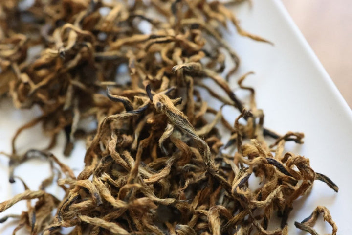 Competition Grade Honey Jinjunmei (Updated March 2025) - Tea and Whisk