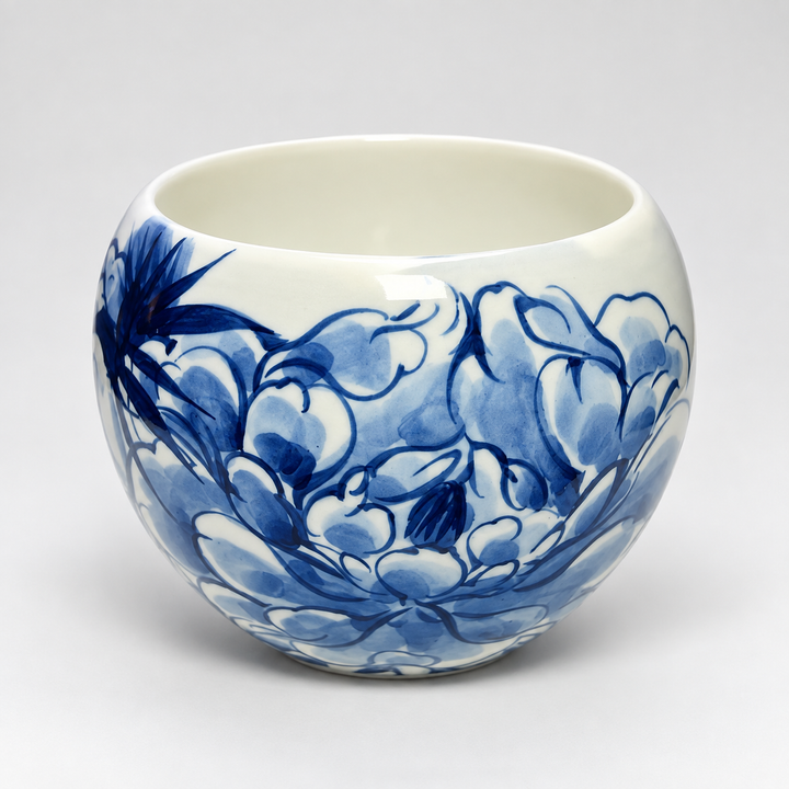 Japanese Handcrafted Arita-yaki Qinghua Porcelain Large Teacup 235ml