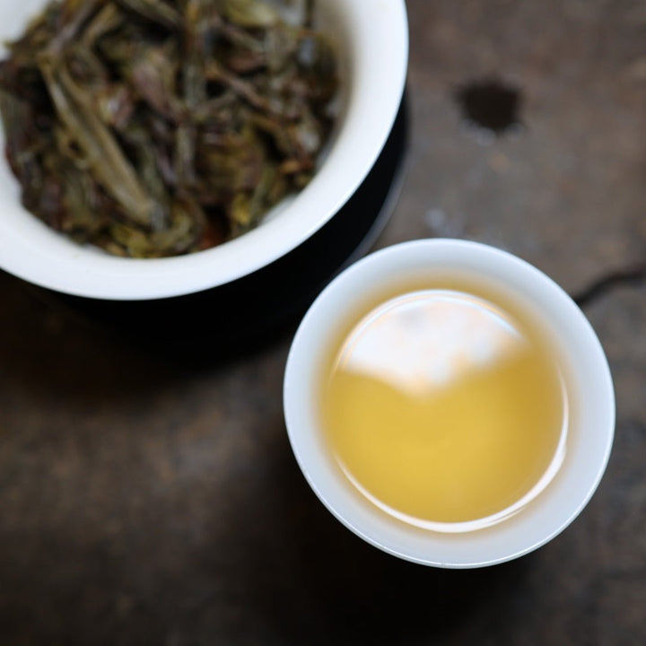 80 - Year Old Bush Duckshit Oolong (Updated July 2024) - Tea and Whisk