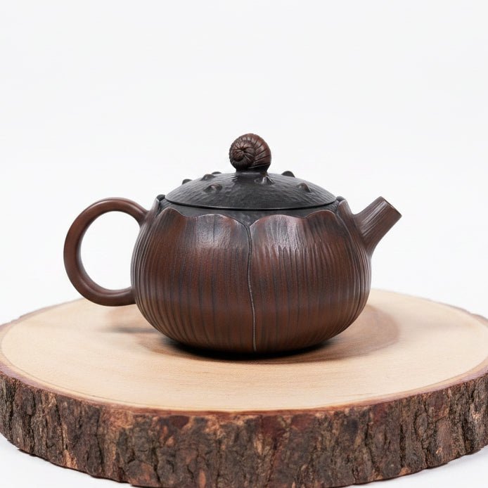 Ancient Lotus Heart - Jianshui Master Handcrafted Teapot - Tea and Whisk