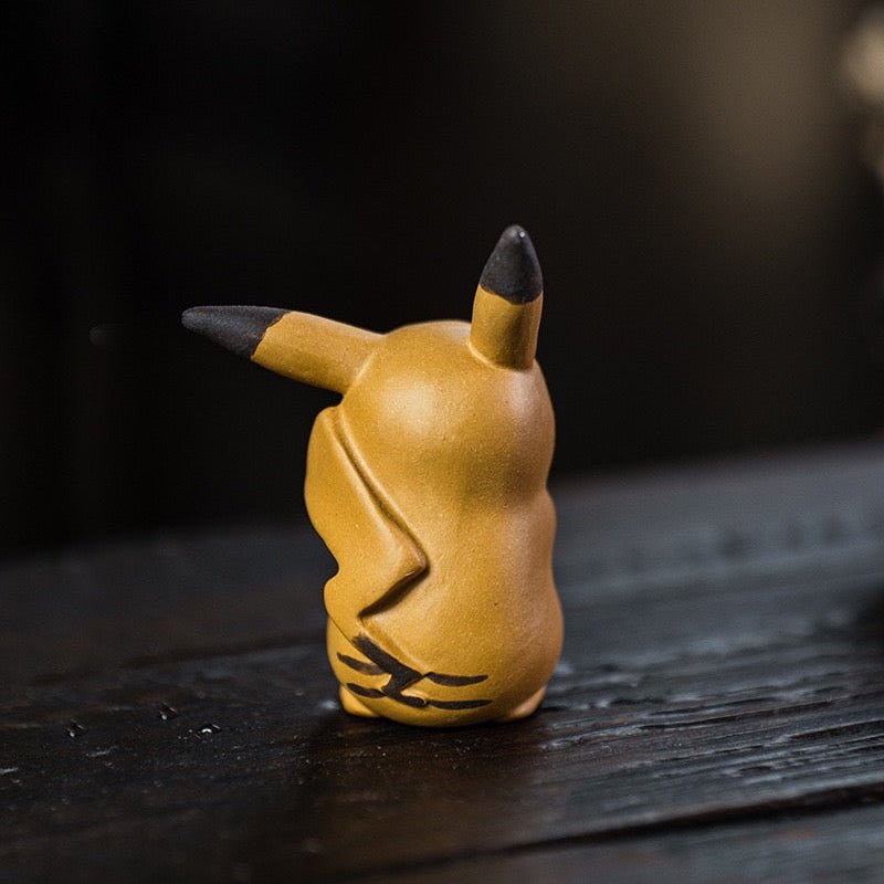 Animation Characters Little Yellow Bolt Tea Pet - Tea and Whisk
