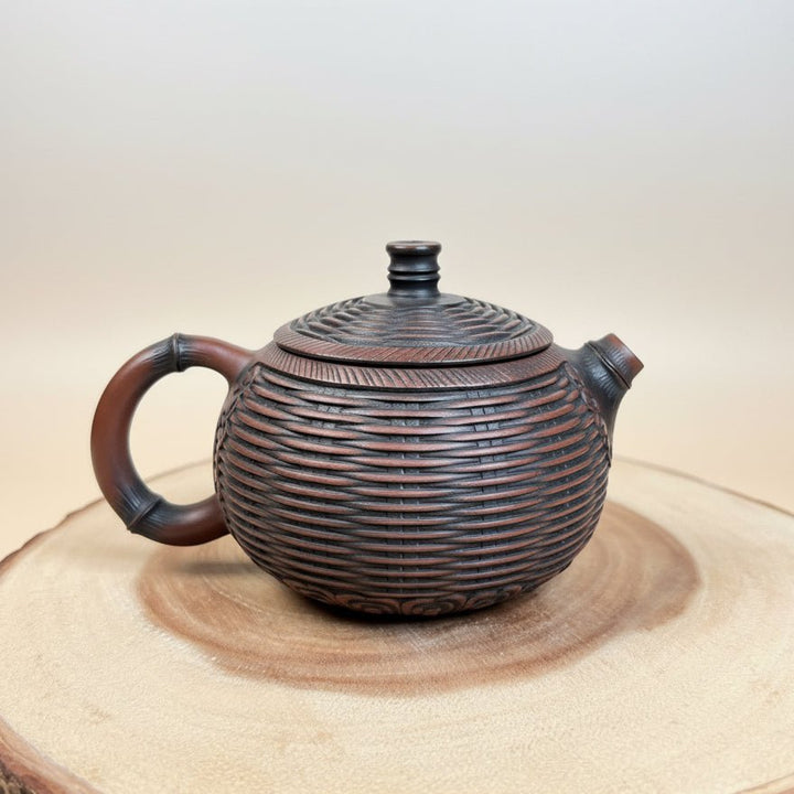 Bamboo Weave Harmony - Jianshui Master Handcrafted Teapot - Tea and Whisk