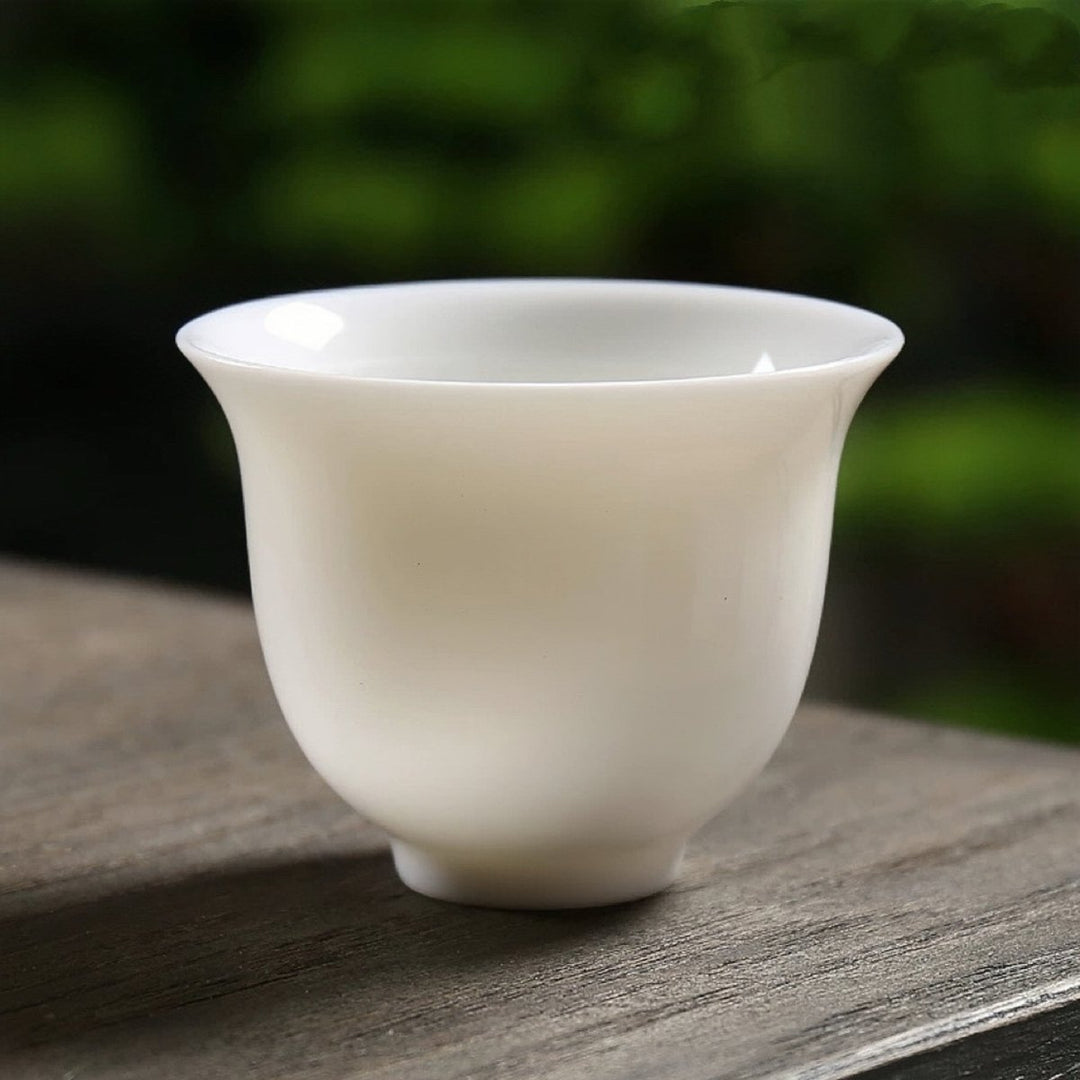 Basic Porcelain Gongfu Teacup - Tea and Whisk