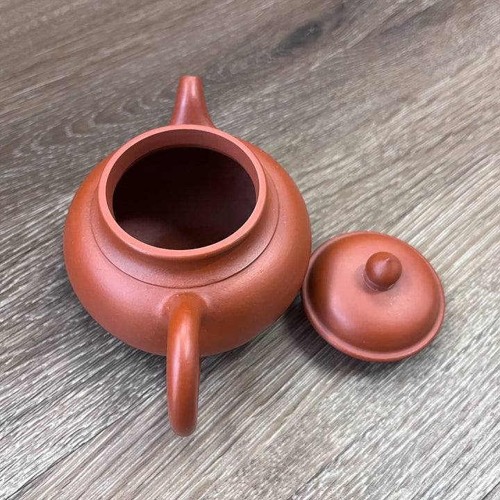 Breezy Hills Yixing Teapot - Tea and Whisk