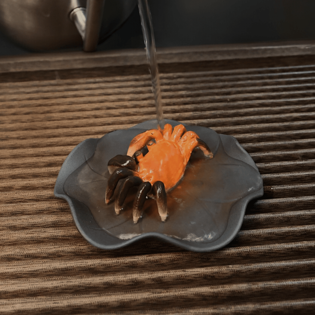 Color - Changing Crab Teapet - Tea and Whisk