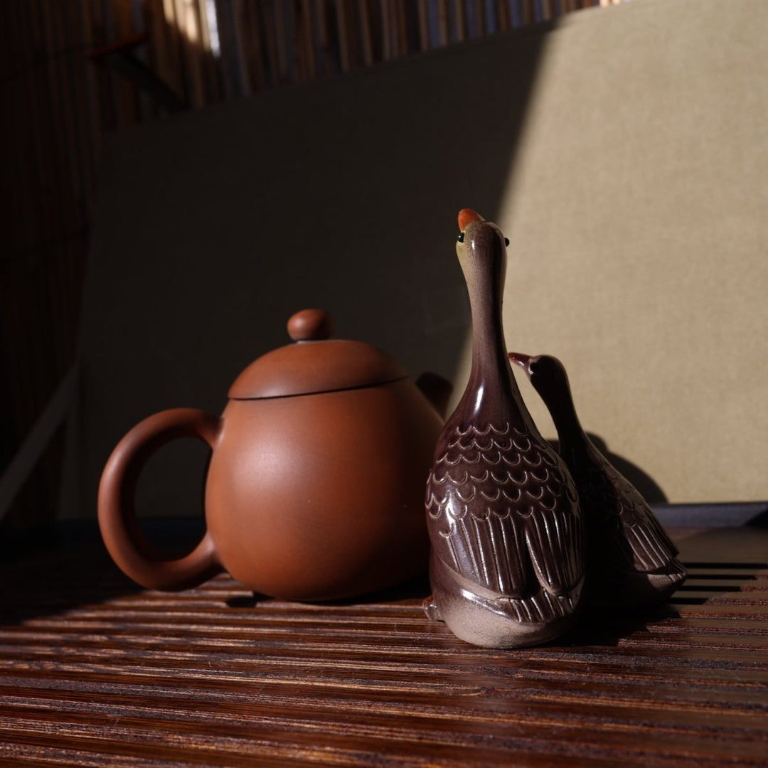 Color - Changing Pair Of Geese Teapet - Tea and Whisk