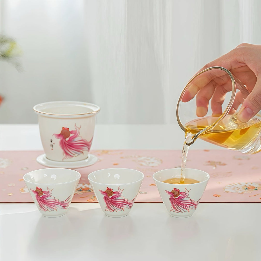Cute Ez Pouring Travel Tea Set - Tea and Whisk