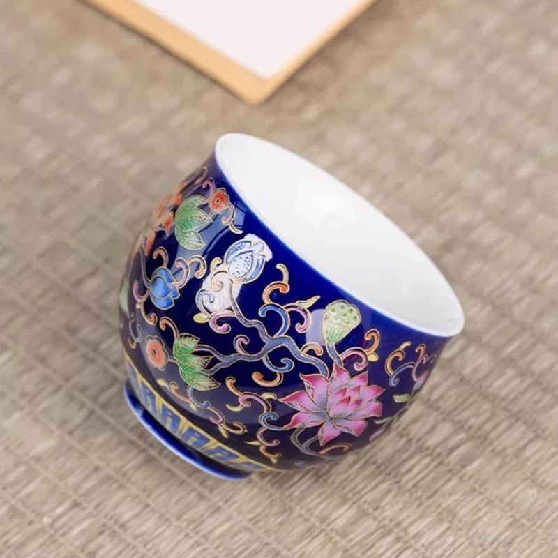 Decorative Porcelain Gongfu Teacup with Carrying Pouch - Tea and Whisk