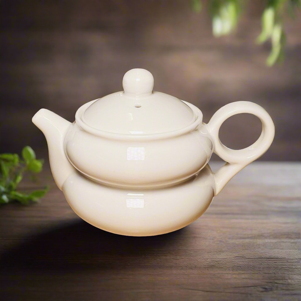 Ez Brew Porcelain Gongfu Teapot With Built - in Strainer - Tea and Whisk