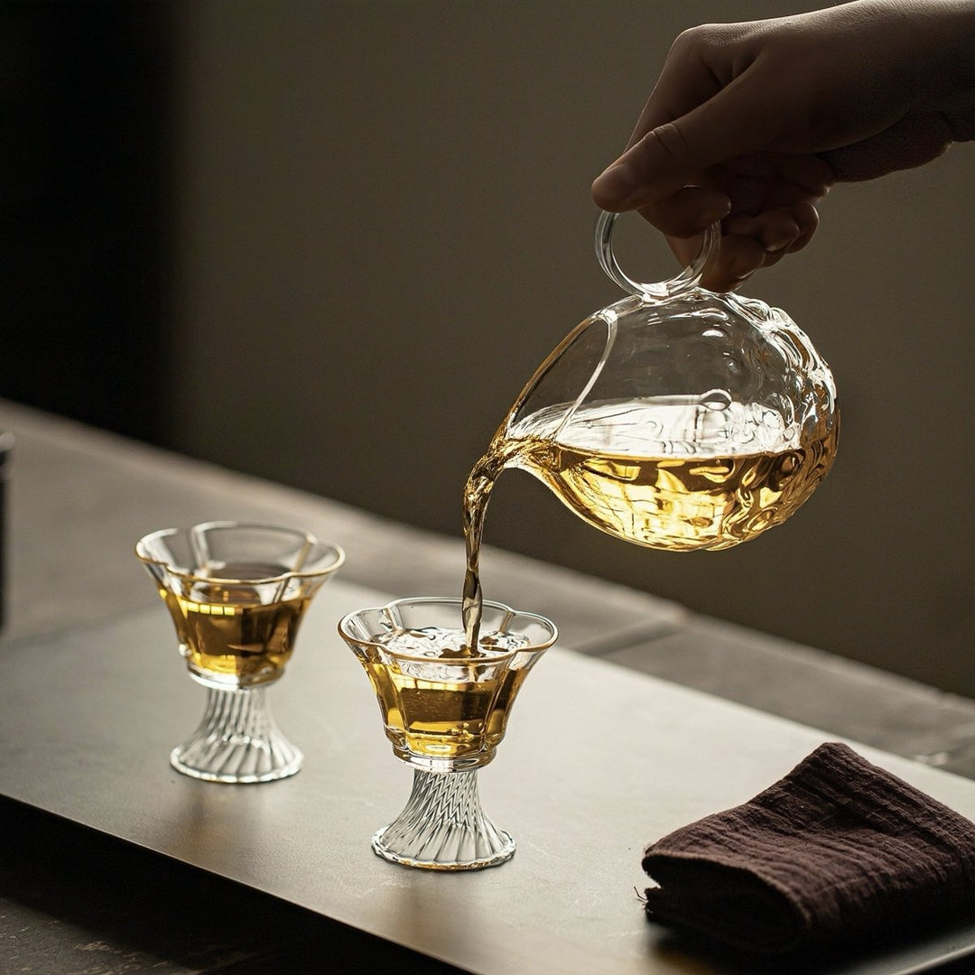 Flowing Wave - Glass Fairness Cup / Tea Pitcher - Tea and Whisk