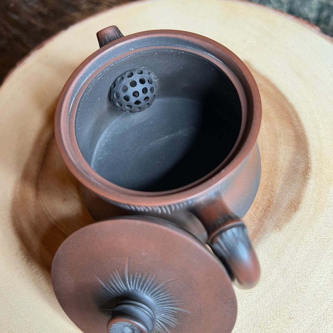 Fortune Bamboo - Jianshui Master Handcrafted Teapot - Tea and Whisk