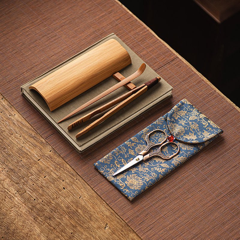 Gongfu Tea Ceremony Tools With Linen Pouch - Tea and Whisk