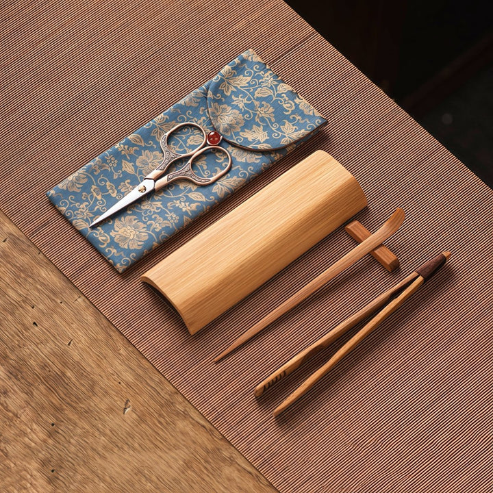 Gongfu Tea Ceremony Tools With Linen Pouch - Tea and Whisk