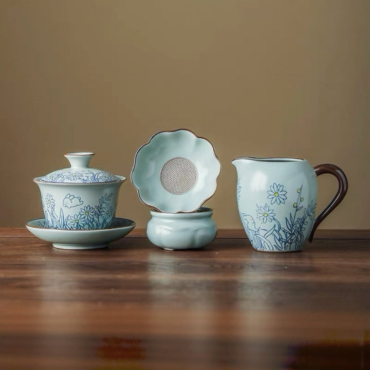 Hand-Painted Garden Rabbits Ru Kiln Gaiwan Set - Tea and Whisk