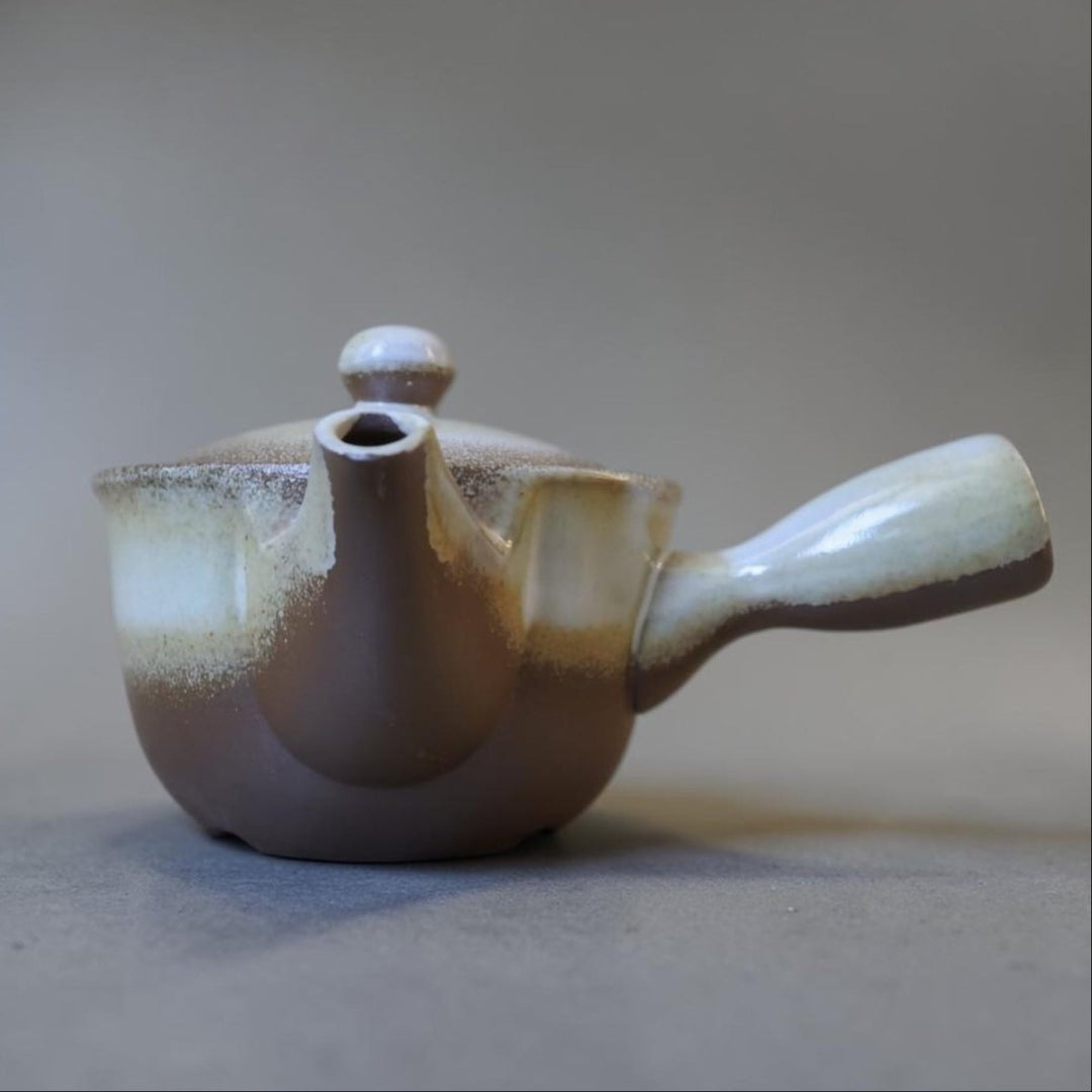 Handmade Japanese Banko-Yaki Yokkaichi Kyusu Teapot Collection - Tea and Whisk