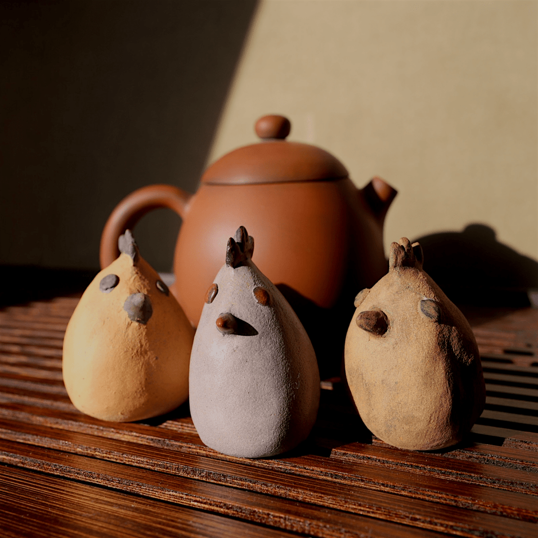 Handmade Rustic Rooster Teapet - Tea and Whisk