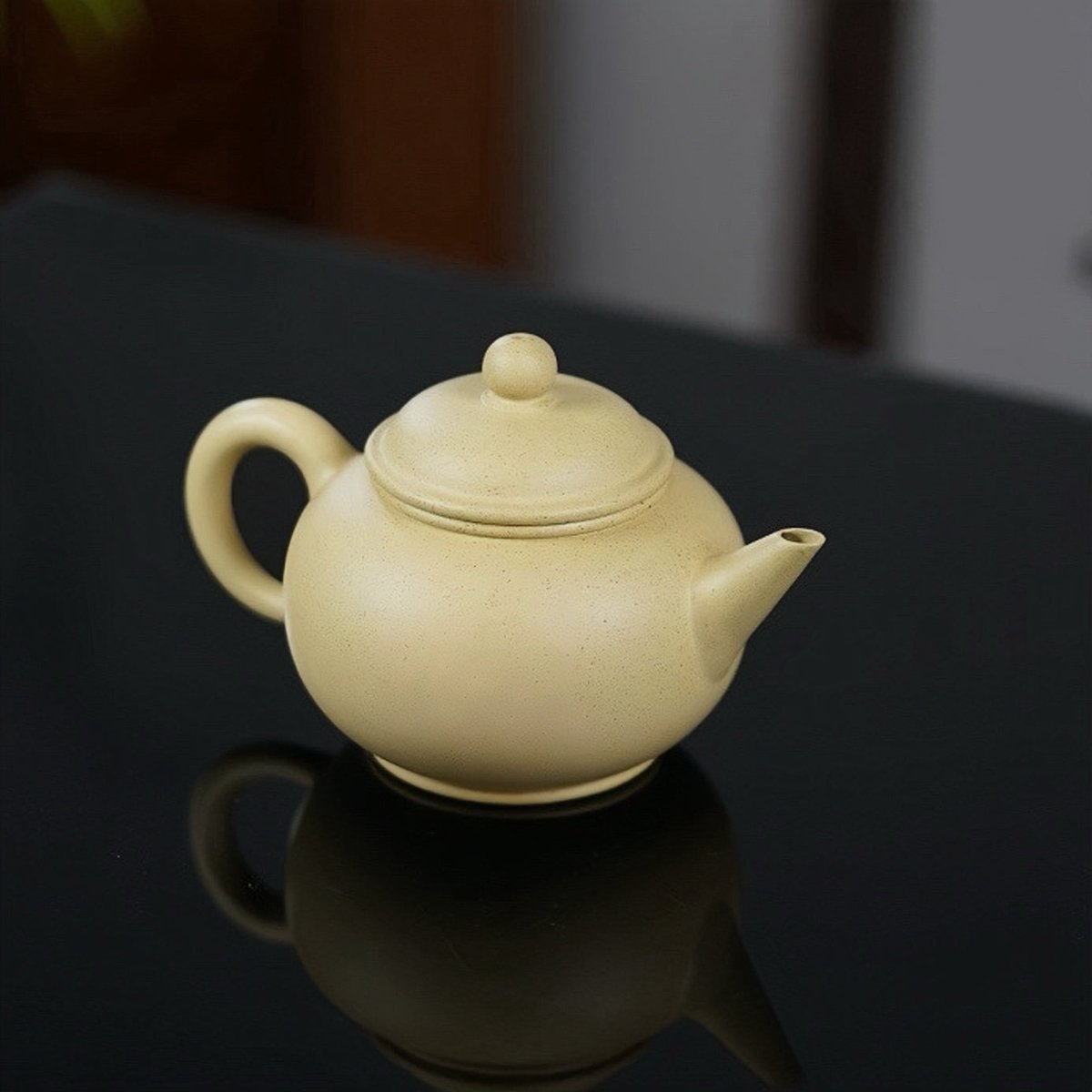 手工宜兴紫砂壶- 水瓶– 茶与拂