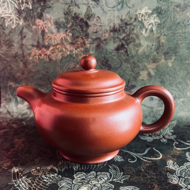Handmade “Zuo You Lan Yan”Yixing Teapot - Tea and Whisk