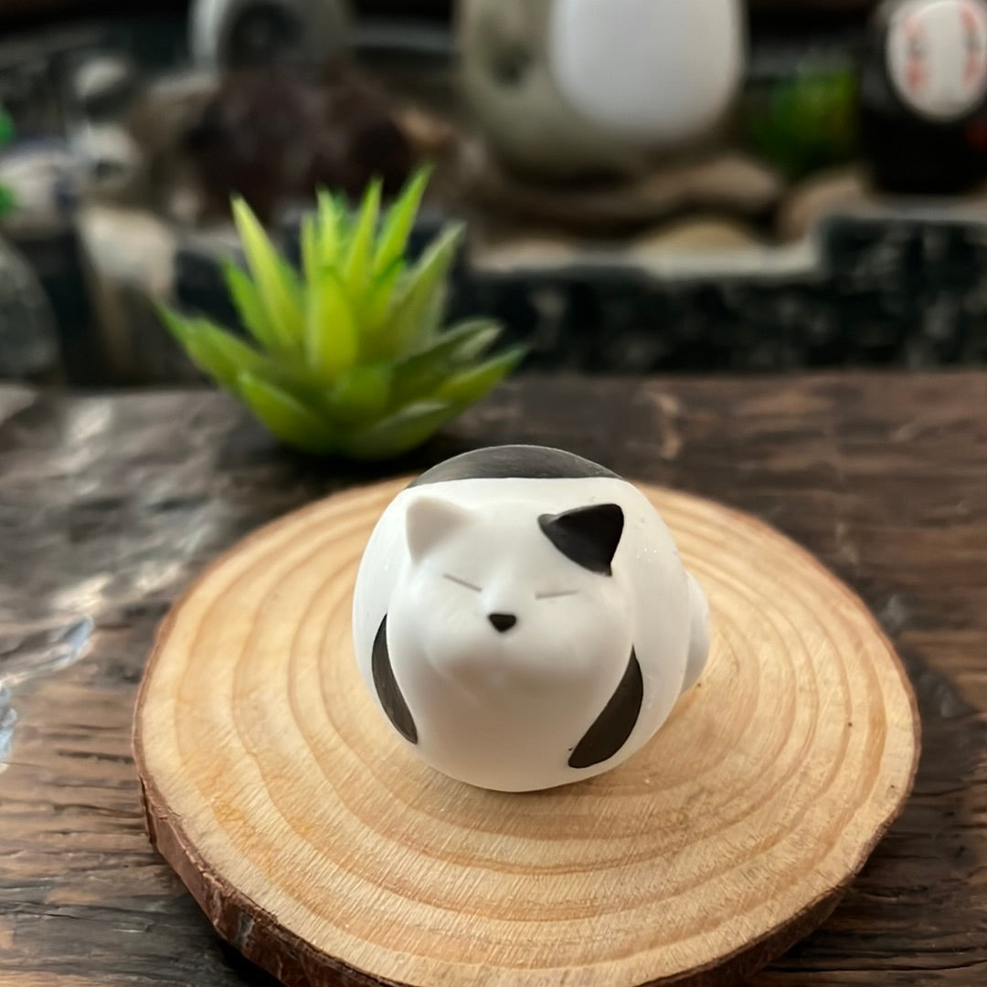 Clay Handmade Fat Cat Teapet
