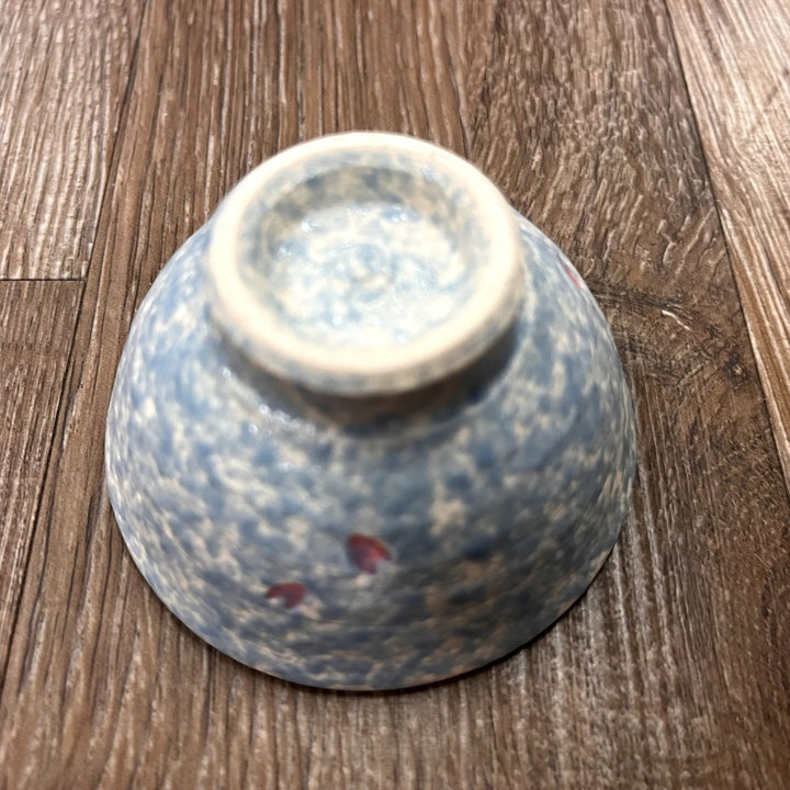 Japanese Handmade Porcelain Teacup - Soyokaze - Tea and Whisk