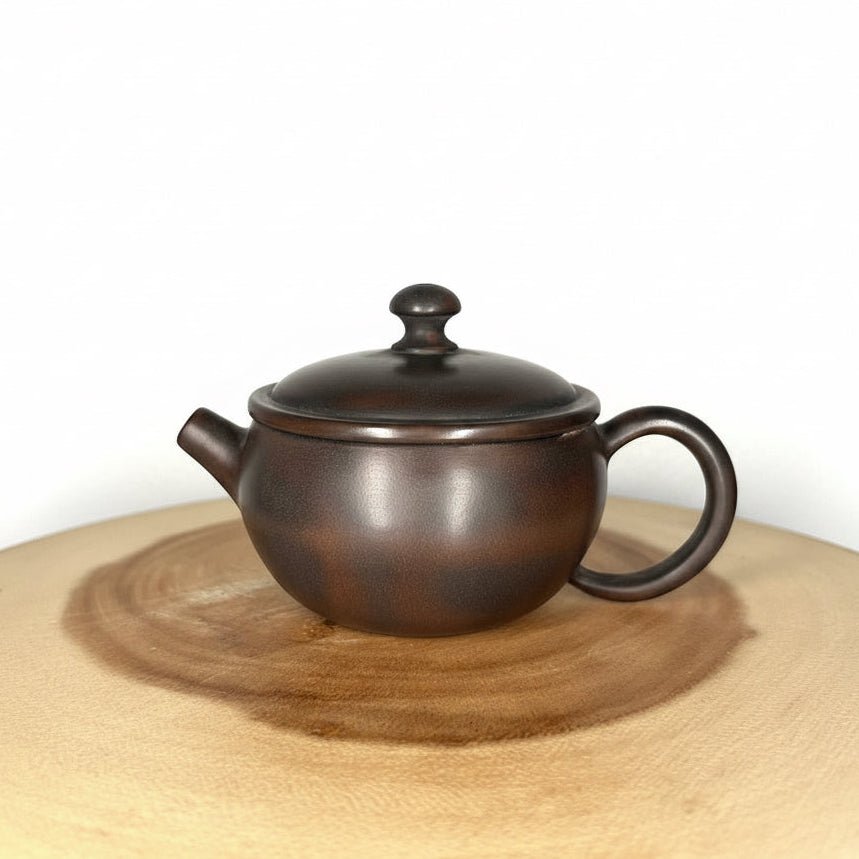 Jianshui “Full Moon” Wide-Mouth Handmade Small Solo Teapots Collection - Tea and Whisk