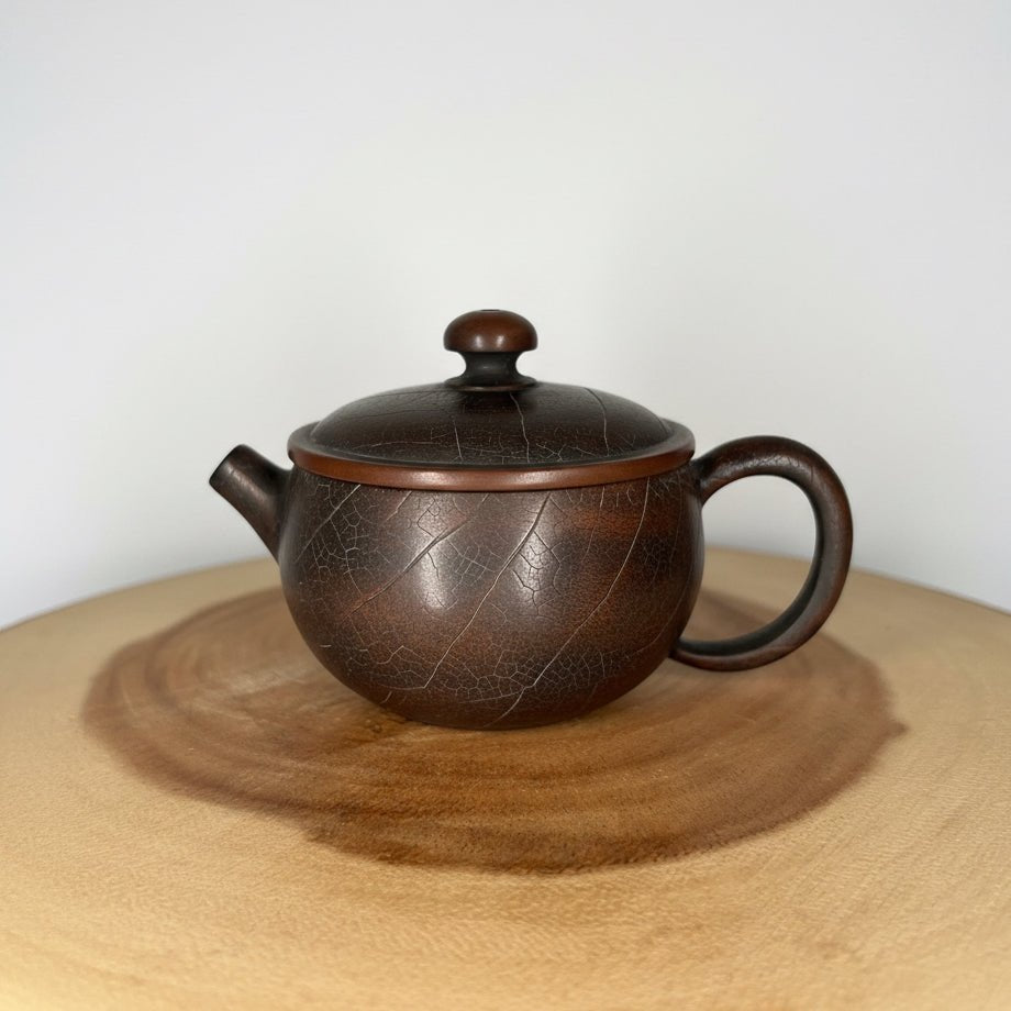 Jianshui “Full Moon” Wide-Mouth Handmade Small Solo Teapots Collection - Tea and Whisk