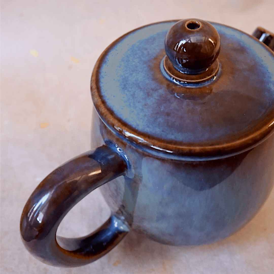 Jianshui "Glazed Mesa" Teapot Collection - Tea and Whisk