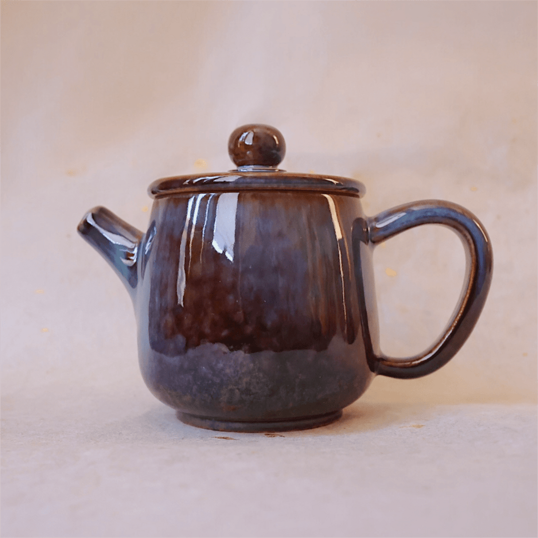 Jianshui "Glazed Mesa" Teapot Collection - Tea and Whisk