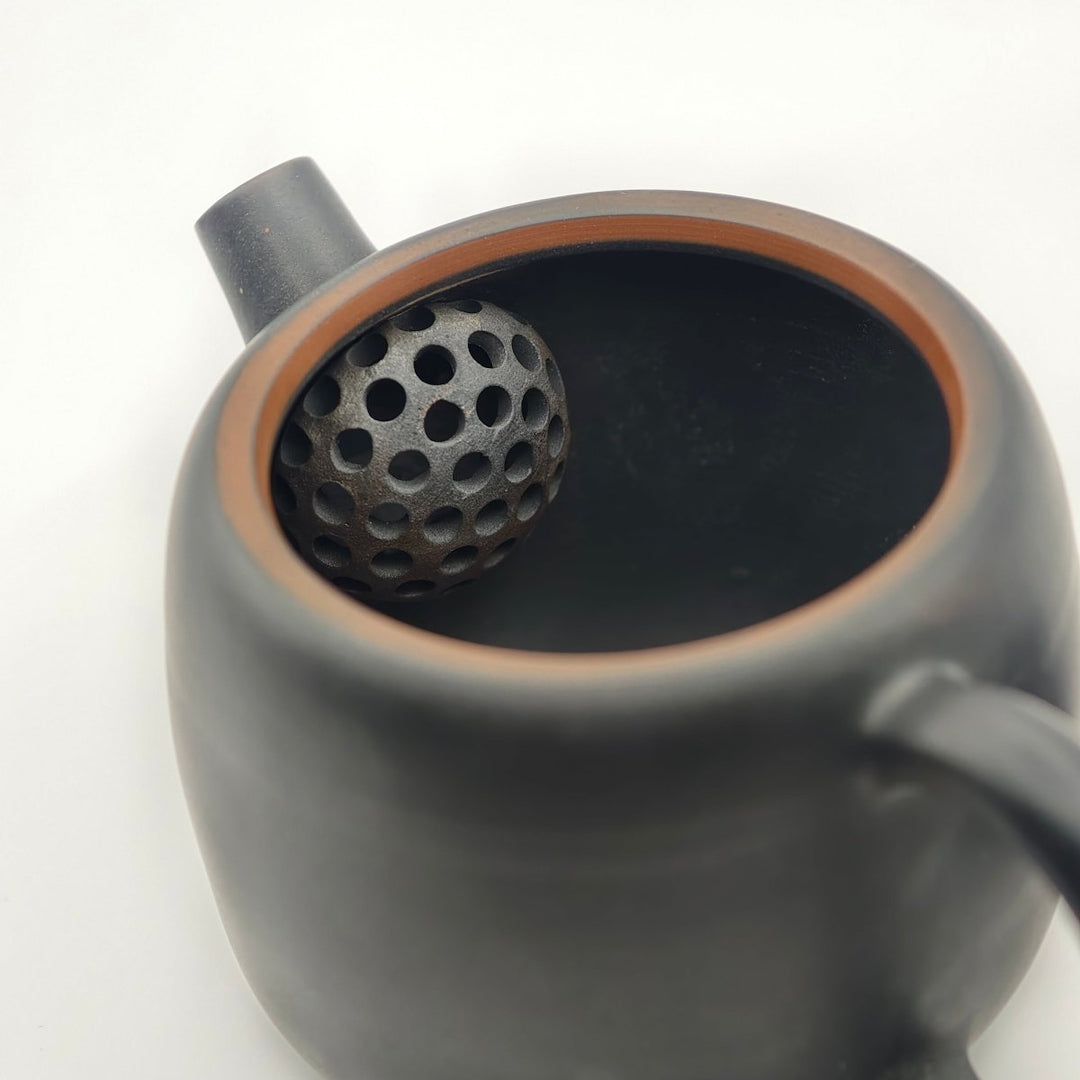 Jianshui Modern “Hanwa” Handmade Small Solo Teapot - 90ml - Tea and Whisk