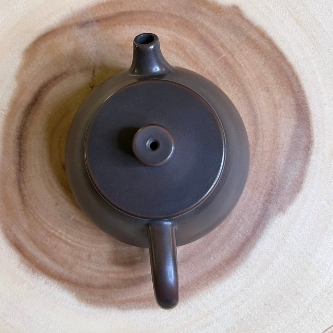 Jianshui “Stone Dipper” Handmade Small Solo Teapot - Tea and Whisk