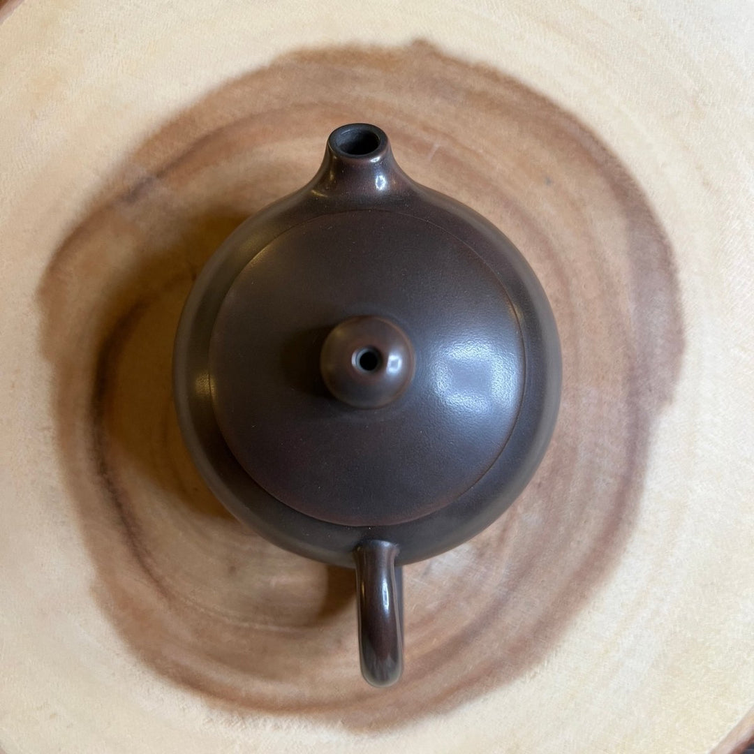 Jianshui “Xi Shi” Handmade Small Solo Teapot - Tea and Whisk
