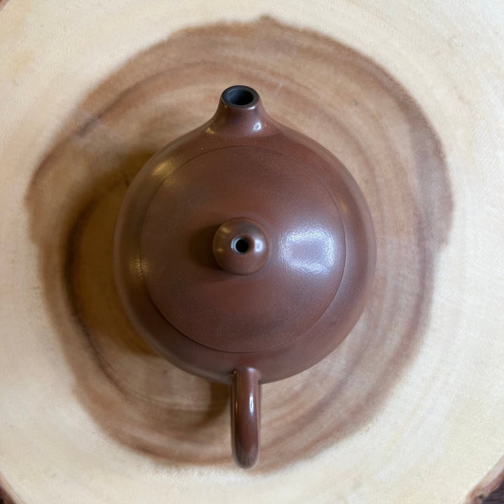 Jianshui “Xi Shi” Handmade Small Solo Teapot - Tea and Whisk