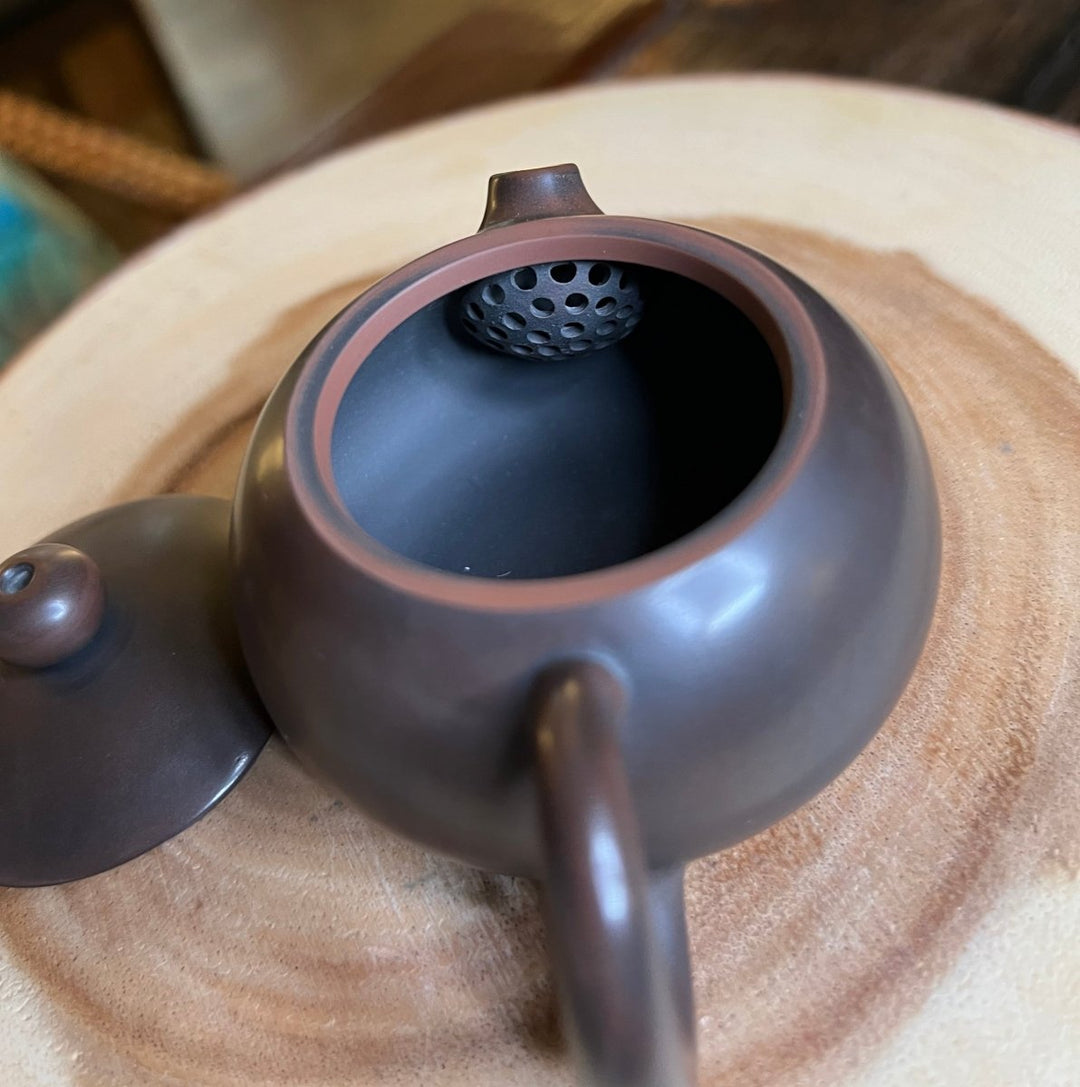 Jianshui “Xi Shi” Handmade Small Solo Teapot - Tea and Whisk
