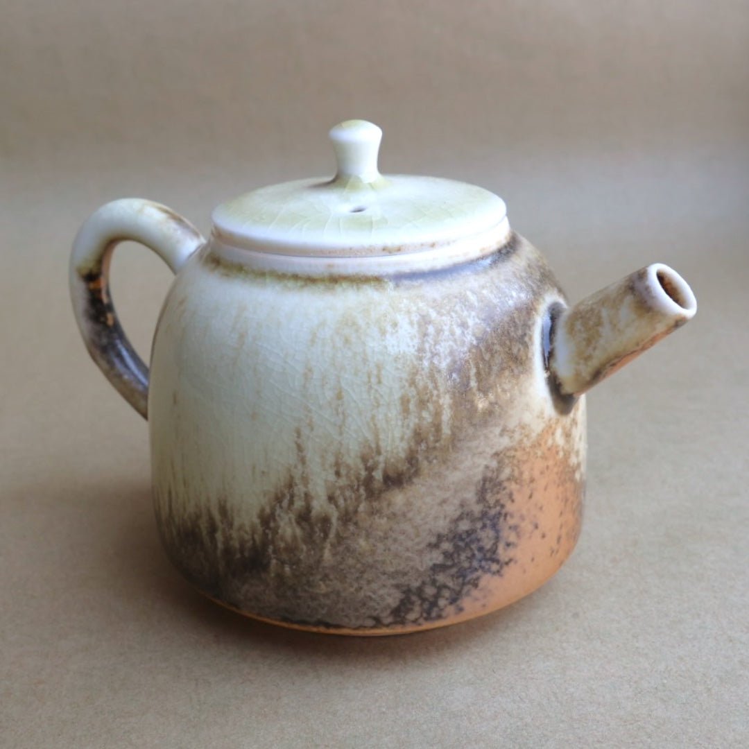 景德镇灰釉茶壶– 茶与拂