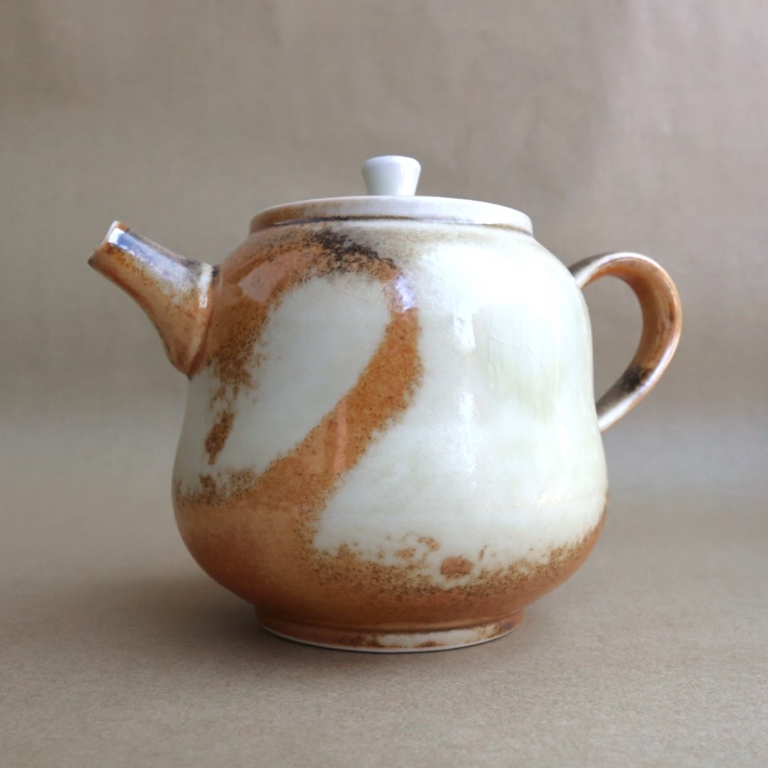 景德镇灰釉茶壶– 茶与拂