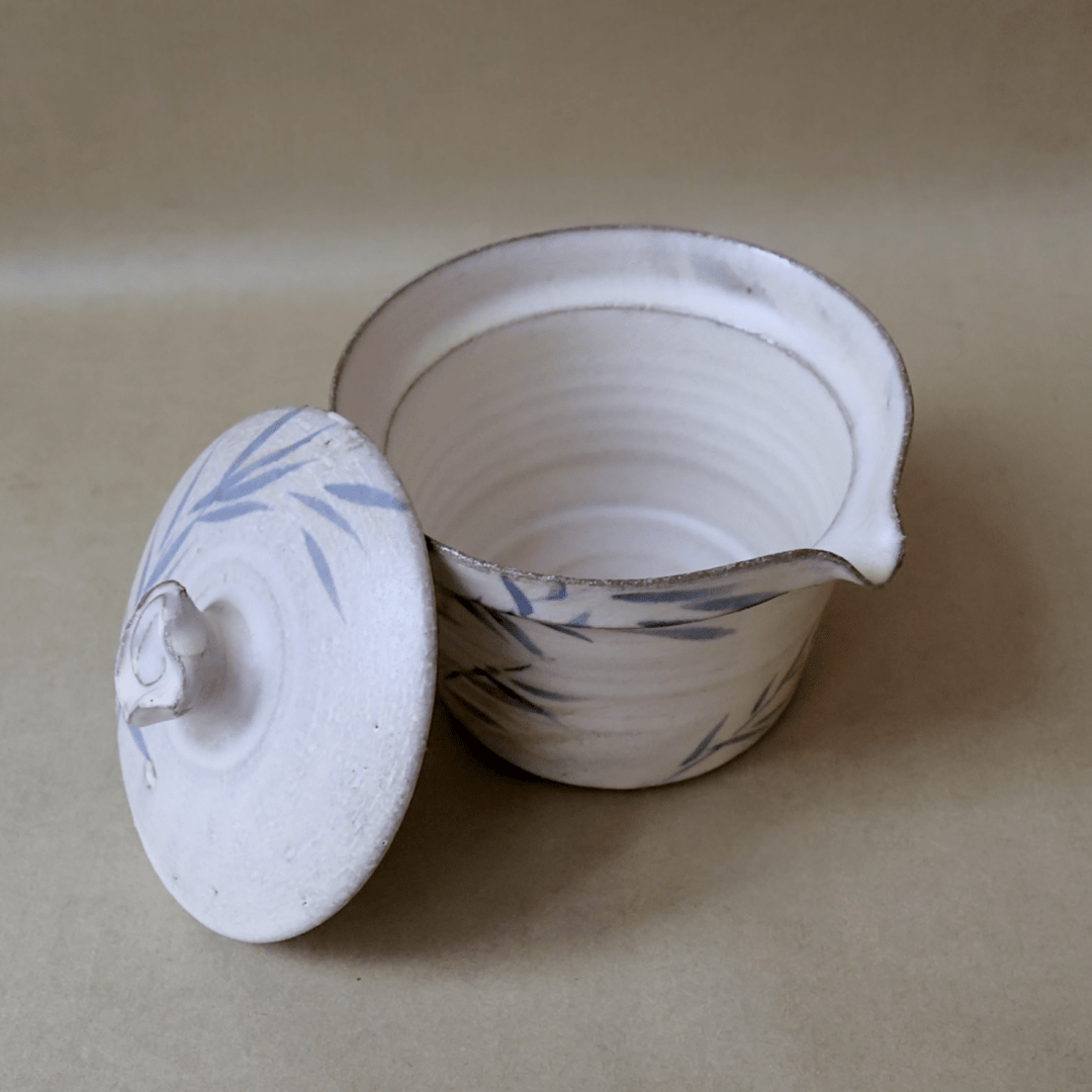Jingdezhen "Bamboo Pavillion" Stoneware Spouted Gaiwan - Tea and Whisk