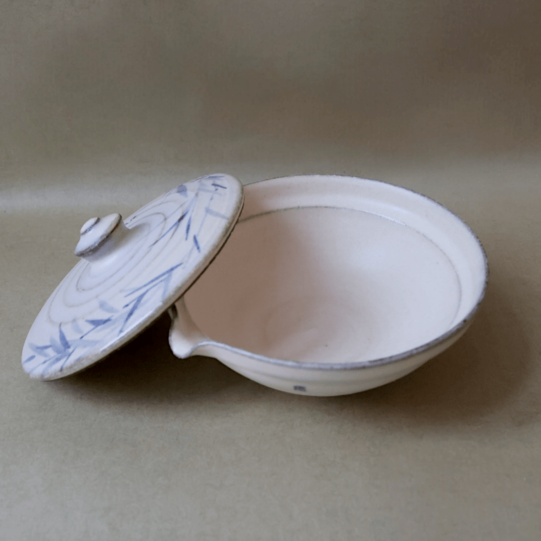 Jingdezhen "Bamboo Pavillion" Stoneware Spouted Gaiwan - Tea and Whisk