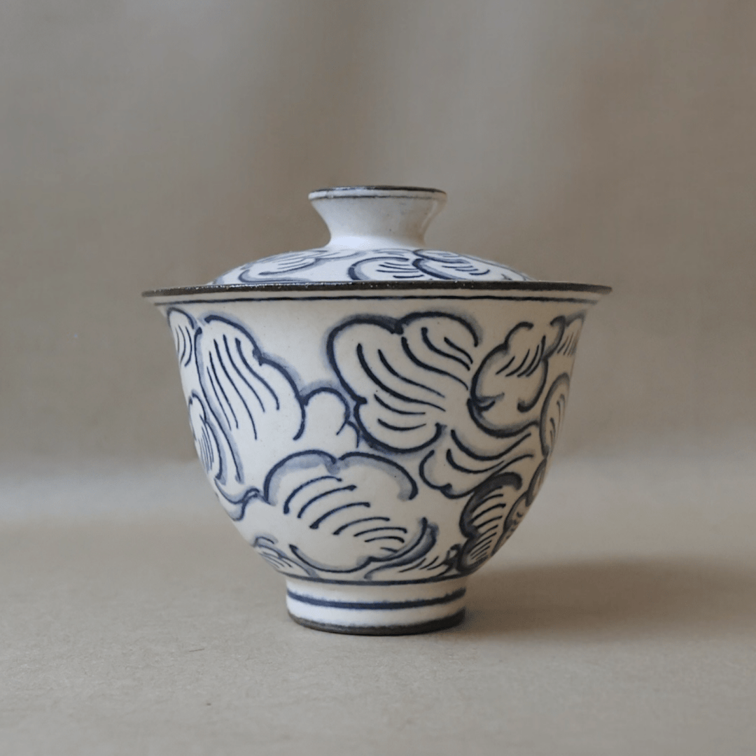 Jingdezhen Hand - Painted "Brush & Ink" Qinghua Gaiwan - Tea and Whisk