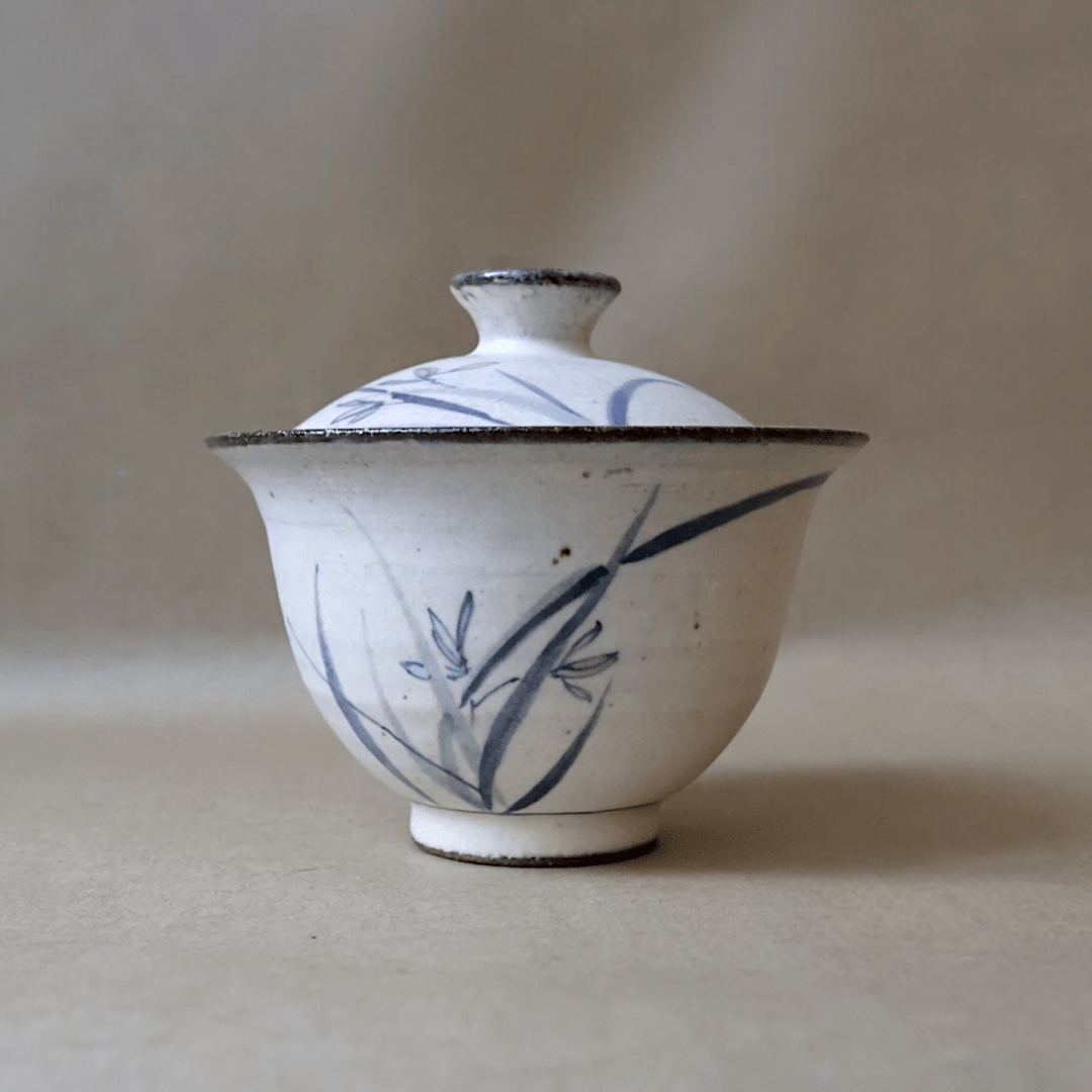 Jingdezhen Hand - Painted "Brush & Ink" Qinghua Gaiwan - Tea and Whisk
