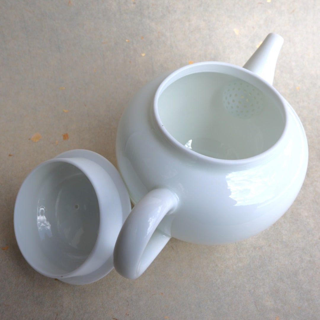Jingdezhen “Ruyi” White Graceful Jade Gongfu Teapot - Tea and Whisk