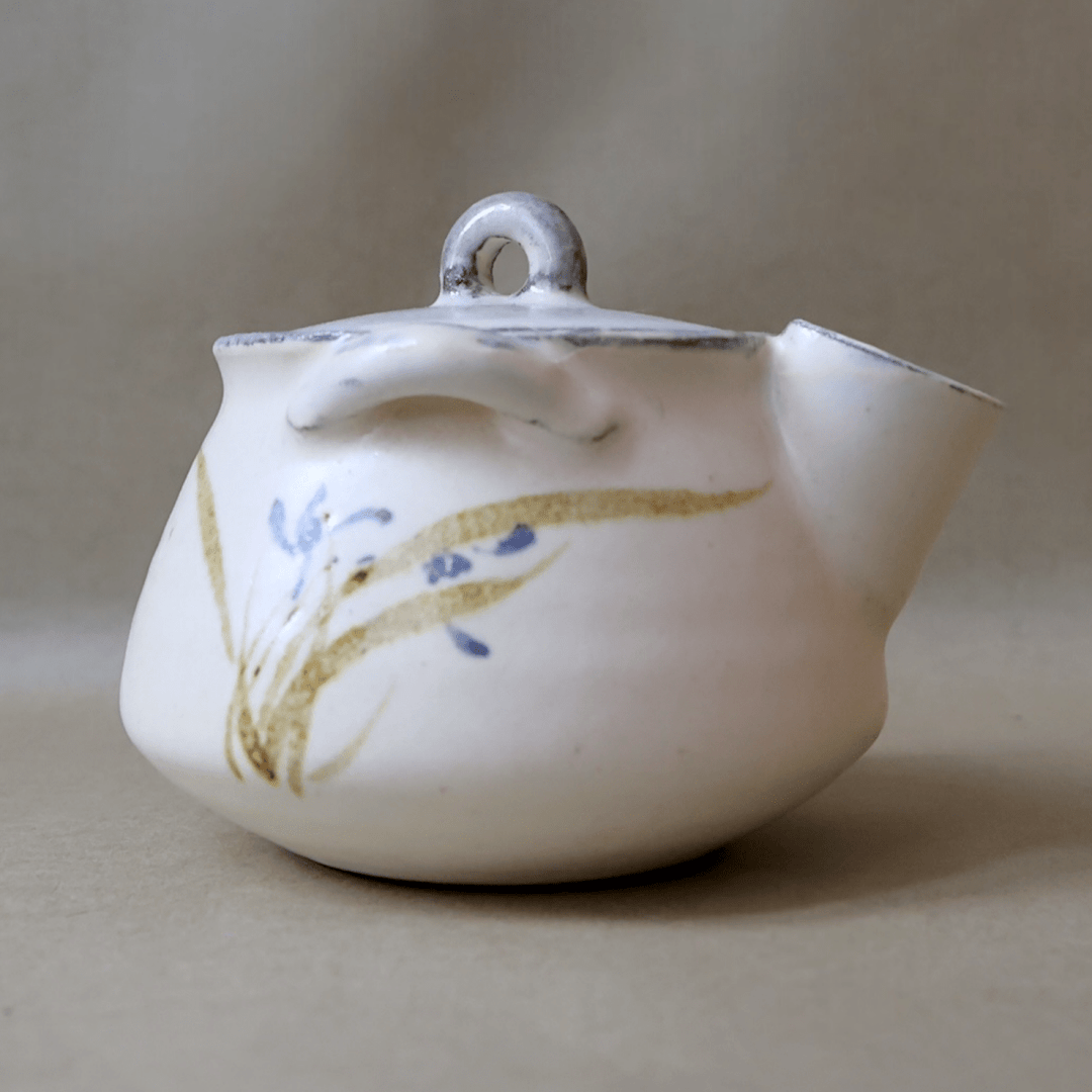 Jingdezhen Stoneware "Iris Bloom" Easy Gaiwan - Tea and Whisk