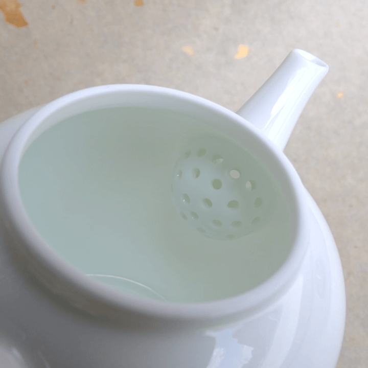 Jingdezhen “Wan Bi” Pure White Jade Porcelain Gongfu Teapot - Tea and Whisk